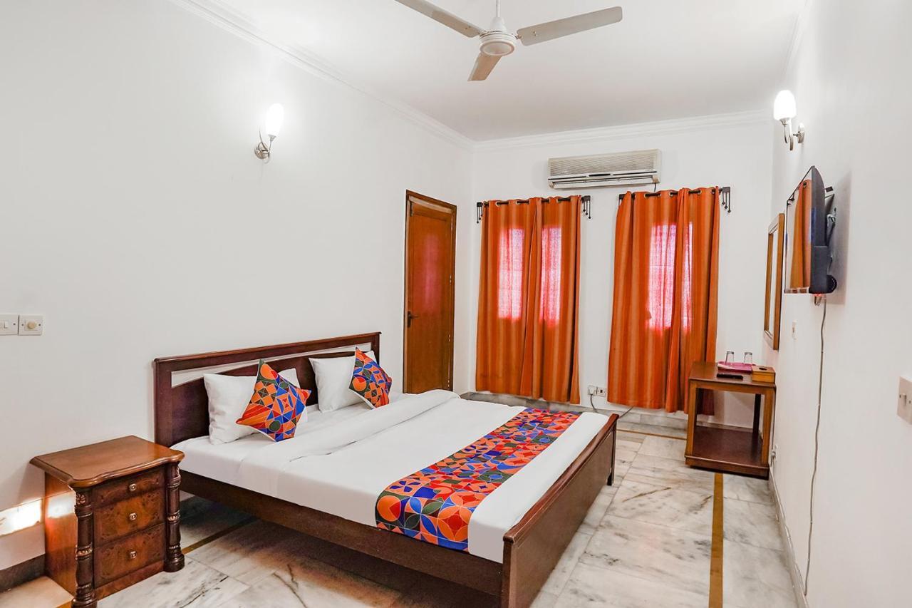 Hotel Fabexpress Goodwill Homes New Delhi